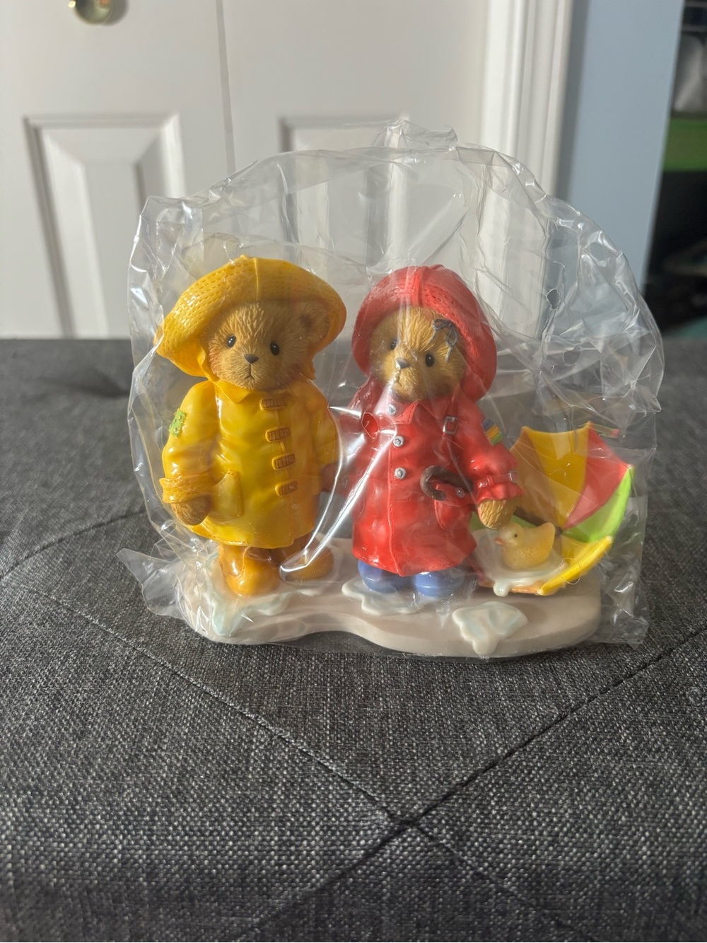 Cherished Teddies Joey & Lindsey "We Can Weather Any Storm Together" 1999 - Picture 14 of 16